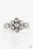 Garland Glamour - White Ring