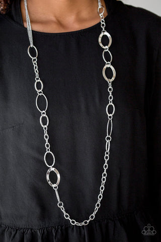 Chain Cadence - Silver Necklace