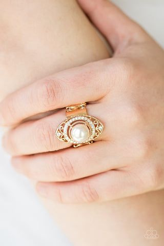 Pearl Posh - Gold Ring
