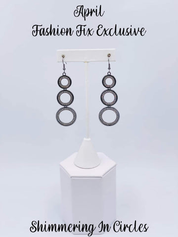 Shimmering in Circles - Fashion Fix Exclusive April 2022 - Black Earrings